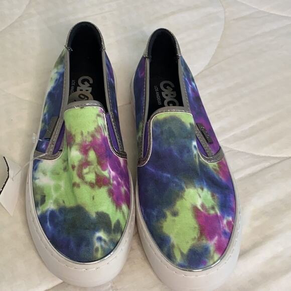 NWT GBG Guess 6.5 Los Angeles Gollys Tie Die Slip-On Sneakers - Picture 1 of 14